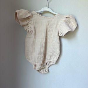 OAT CO Muslin Bubble Romper - Petal -
3-6m